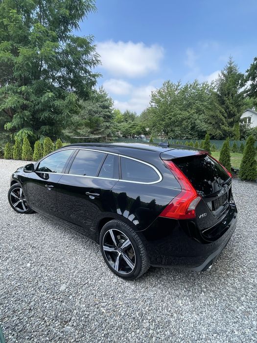 Volvo V60 R-desing 2.4 D5 4x4 Plug in hybrid Polestar,bogata wersja !