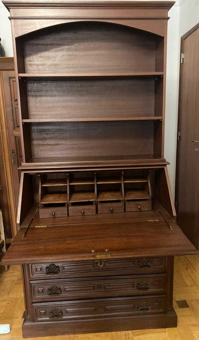 Escrivaninha/Secretária antiga “bureau” em madeira + estante