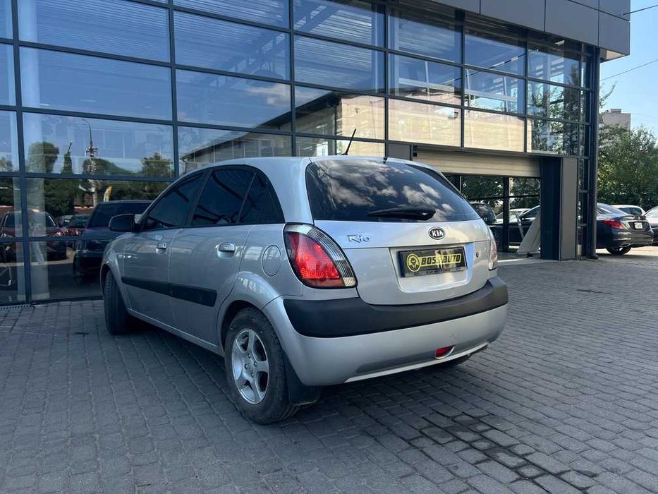 Kia Rio      2009