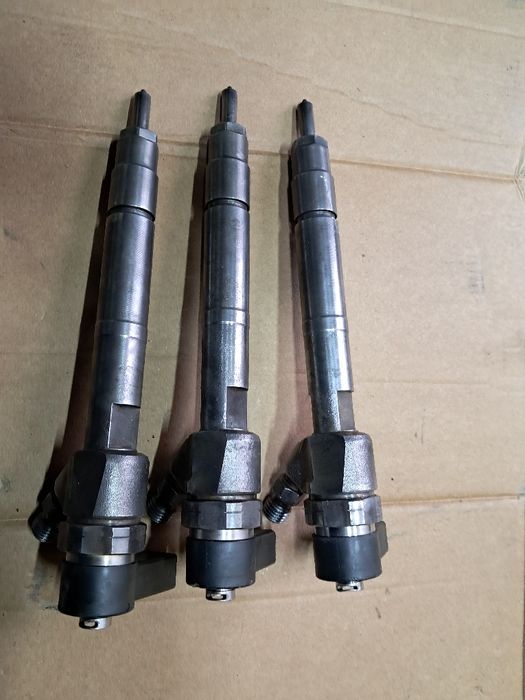 Форсунки А648 070 02 87