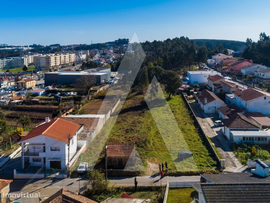 Terreno para construção - Estrada Nacional - Lourosa