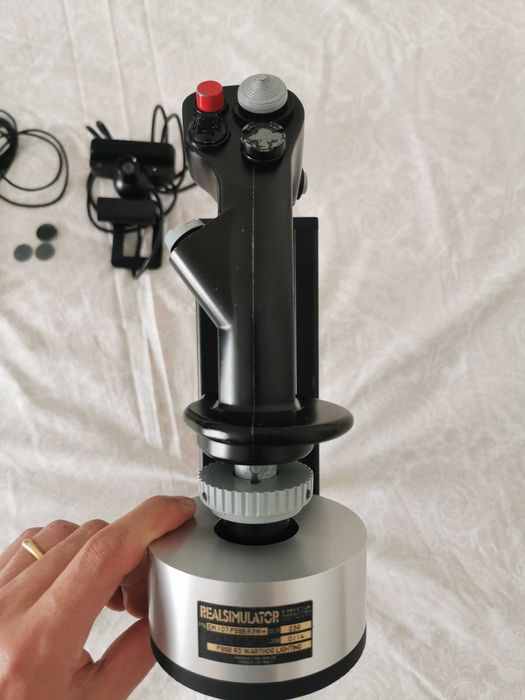 F-16 SIM - HOTAS Thrustmaster com FSSB R3L, TableMounts e Delan Clip