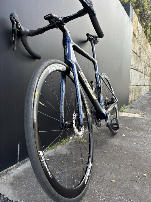 Bicicleta KTM Alto team 2025