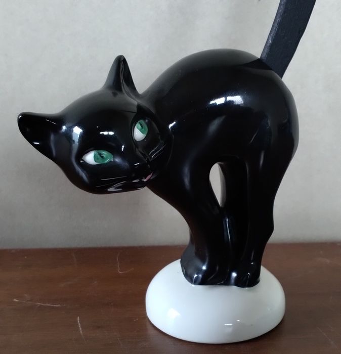 Figurka kot Goebel