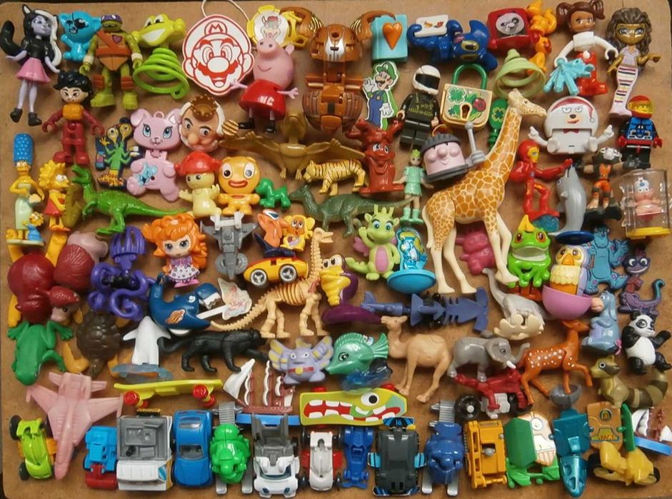 Коллекция игрушки киндер жираф скейт осьминог марио симпсон kinder