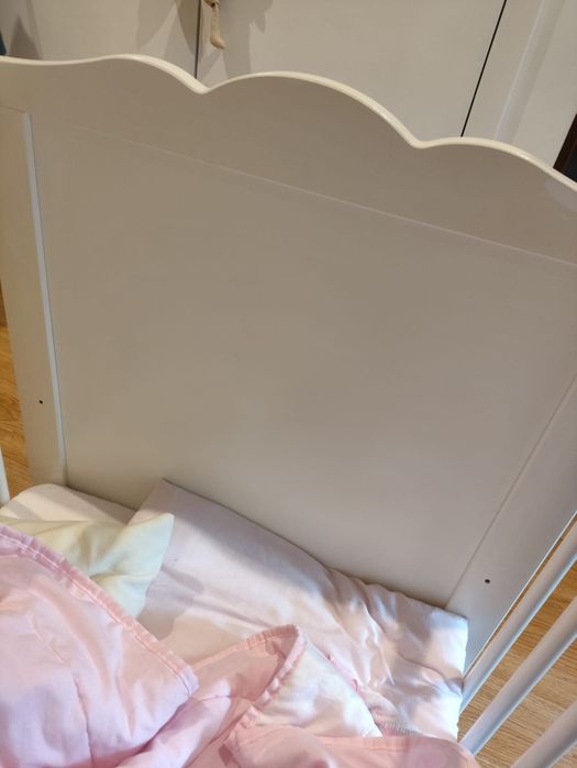 Berços com estrado e colchão