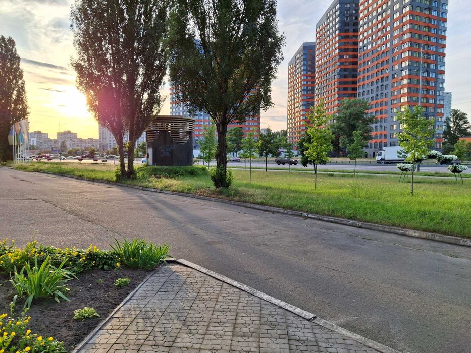 Продаж автосалону, повністю готового до роботи | Київ