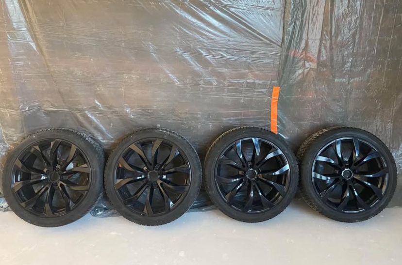 Alufelgi Audi 20 cali + opony zimowe