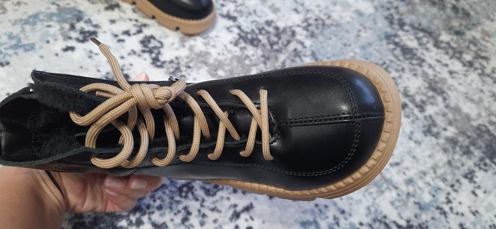 Ботінки зимові для дівчинки 35 36 р