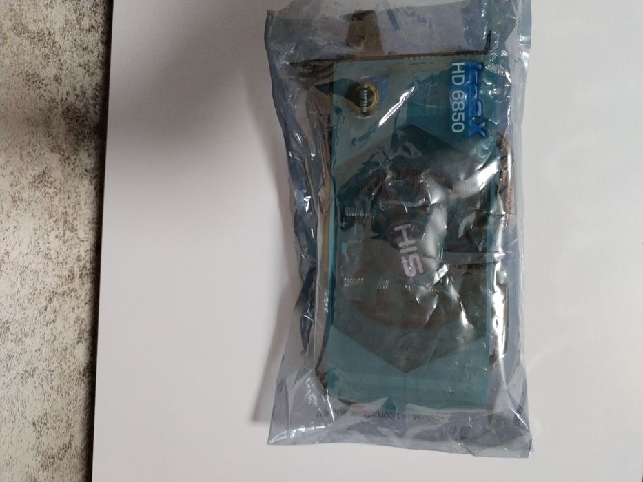видеокарта HIS Radeon HD 6850 IceQ X Turbo.