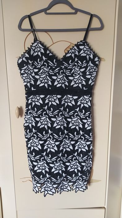 Elegancka sukienka damska L