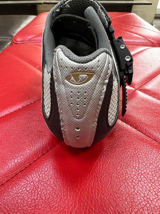 Кросівки Giro велосипедні