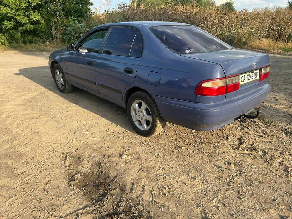 Toyota CarinaE..