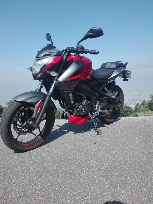 Bajaj Pulsar 200