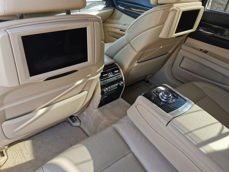BMW seri 7 F01 3.0d
