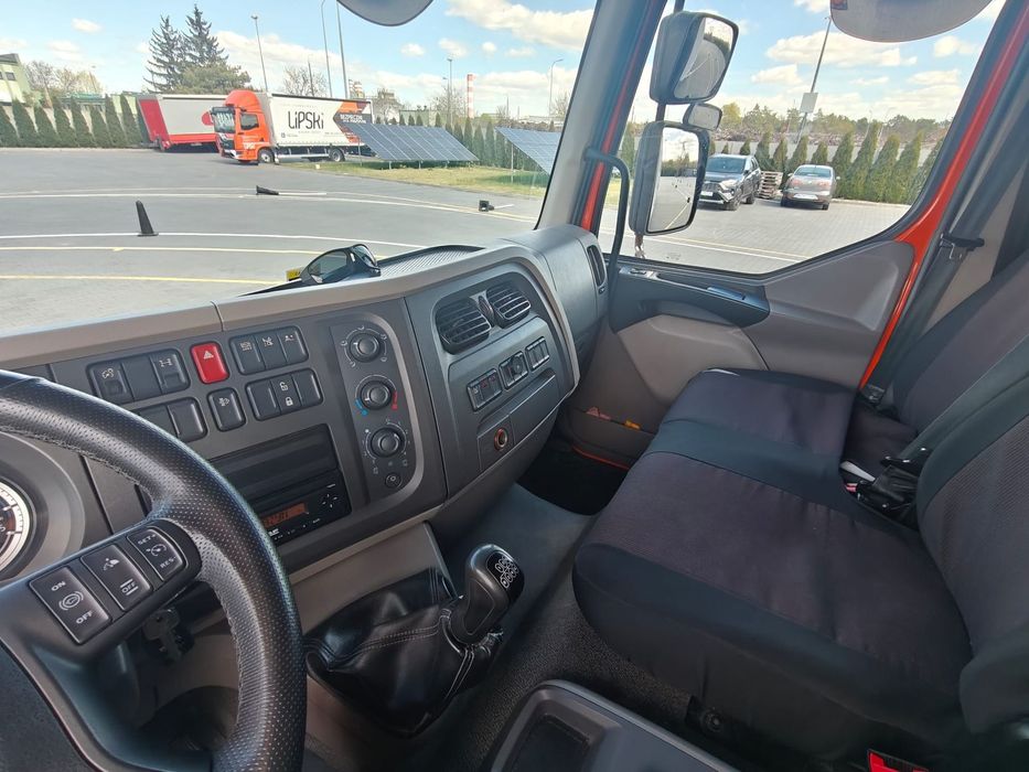 DAF LF 12.230  DAF LF 12.230 z przyczepą Konar JG2