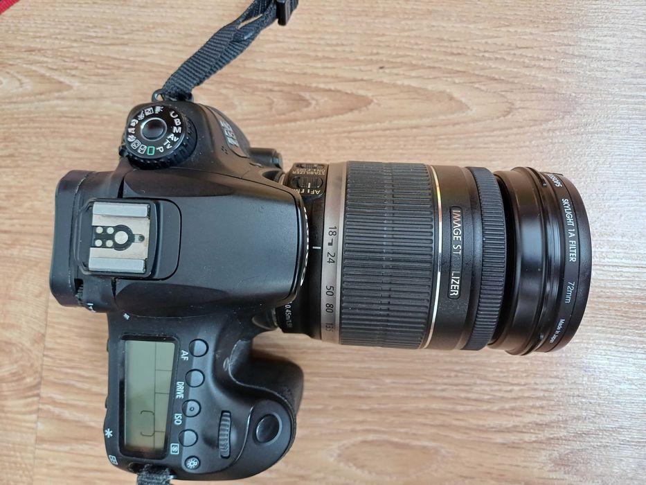 Máquina fotográfica Canon EOS 60D + objetiva Canon 18-200 + Jessops filter + Macro DigiEye