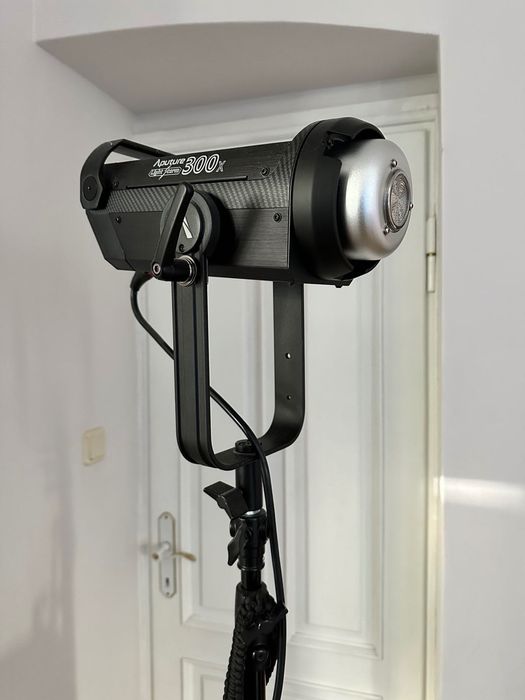Lampa LED Aputure Light Storm LS 300x V-mount