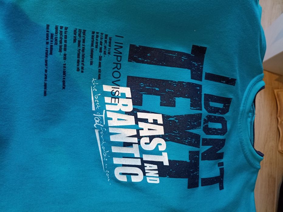 T-shirt z długim rękawem roz.158 A&D