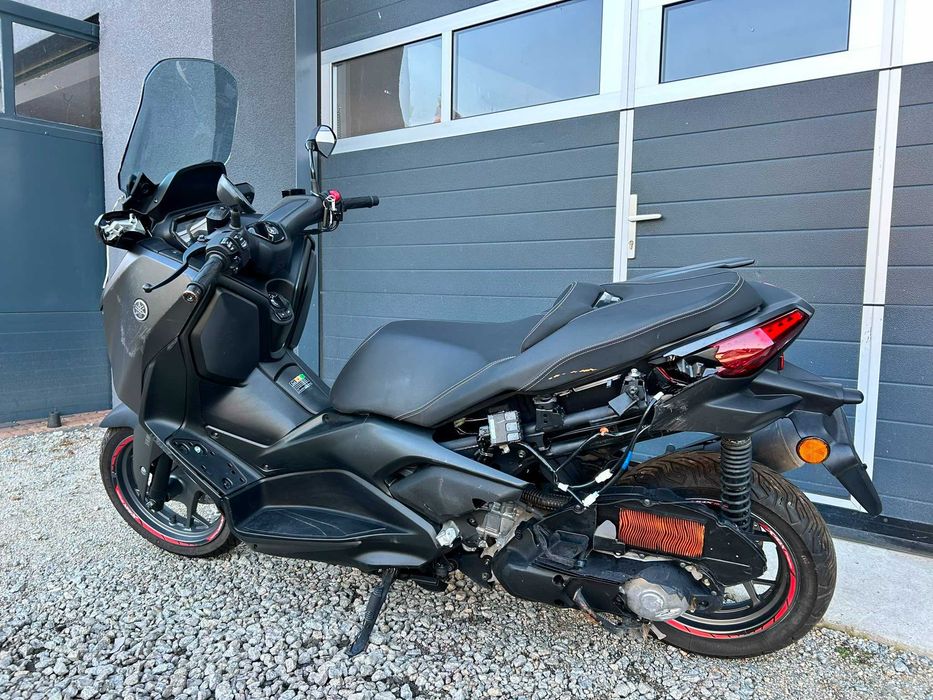Yamaha X-max 125 24 rok FV Vat 23%