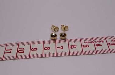 Złote kolczyki gładkie półkule 6 mm.
