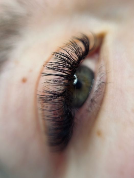 Przedłużanie rzęs