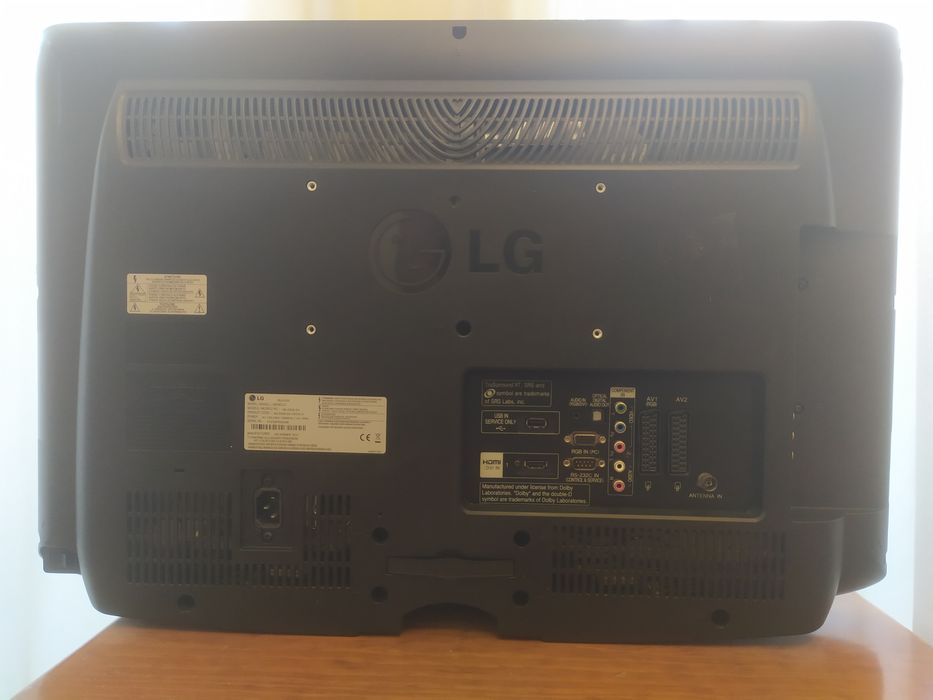 Televisão LG 26LD320 para peças