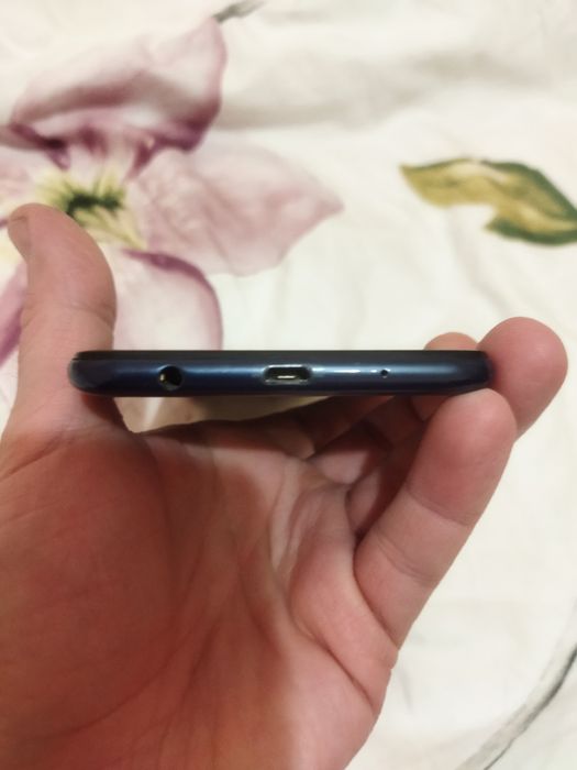 Samsung a10 sm-A105F 2/32