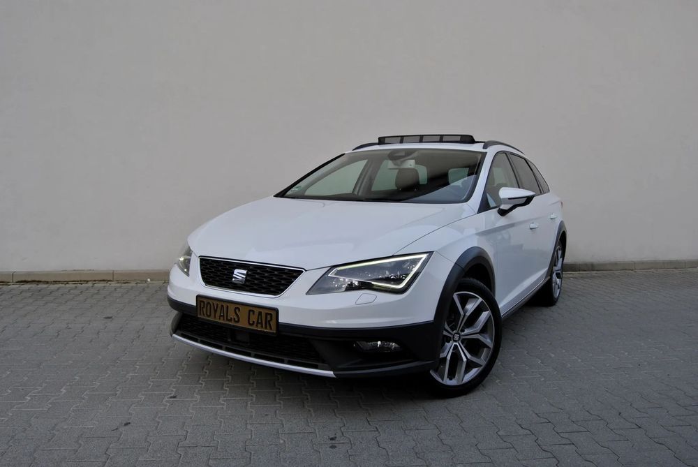 Seat Leon X-Perience 150ps 4X4 FUL LED Matrix Skóra Navi Panorama Hak ACC