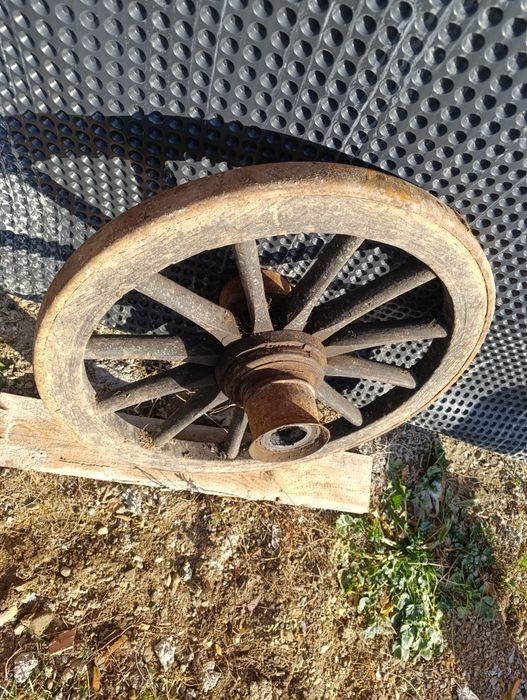 Koło koła drewniane do wozu wóz konny drewniany