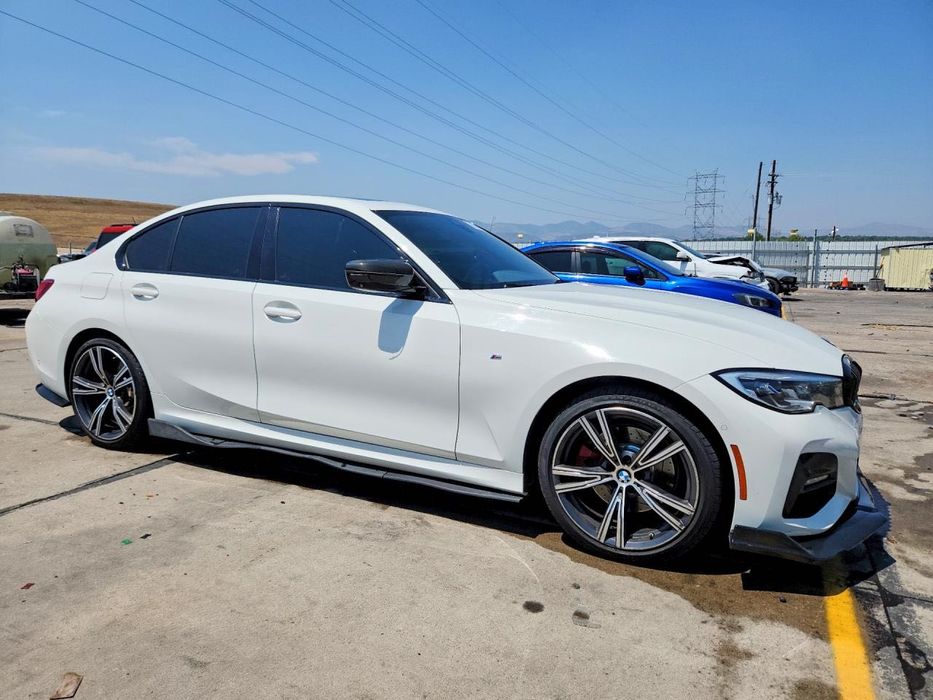 BMW 330XI G20 2019 року зі США