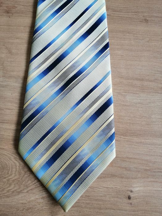 Krawat żółto niebieski Grek