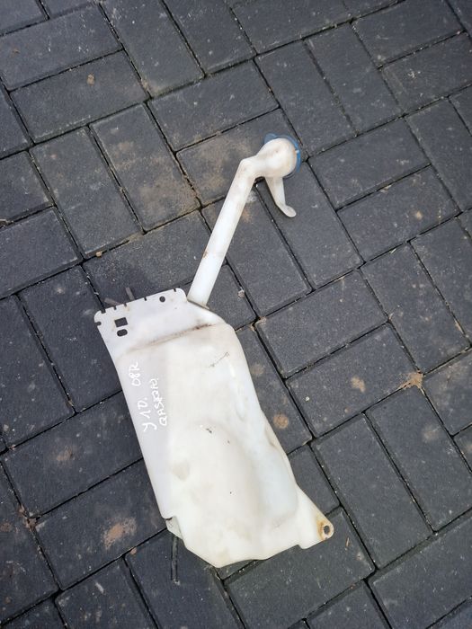 Zbiorniczek spryskiwaczy qashqai j10