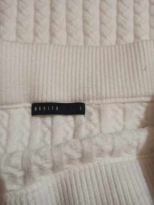 Mohito, komplet sweter ze spódnicą, ecru, wyprzedaż. warkocz, piękny