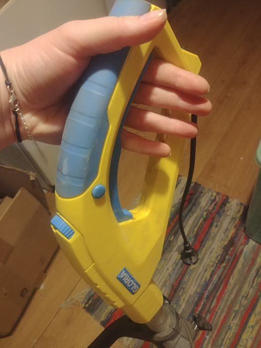 Wielofunkcyjna szczotka elektryczna Gloria Multibrush do czyszczenia kostki brukowej