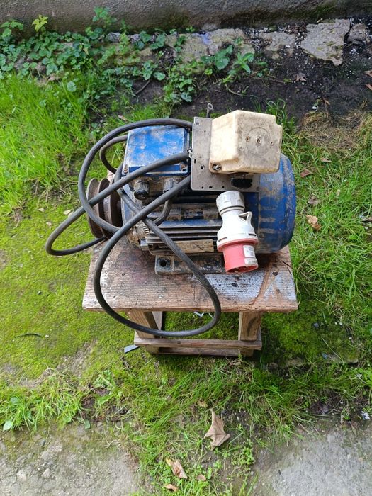 Sprzedam silnik elektryczny