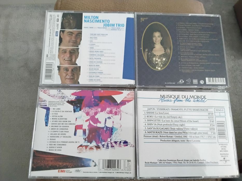 Coleção de CDs World Music, Bossa Nova e Música Portuguesa