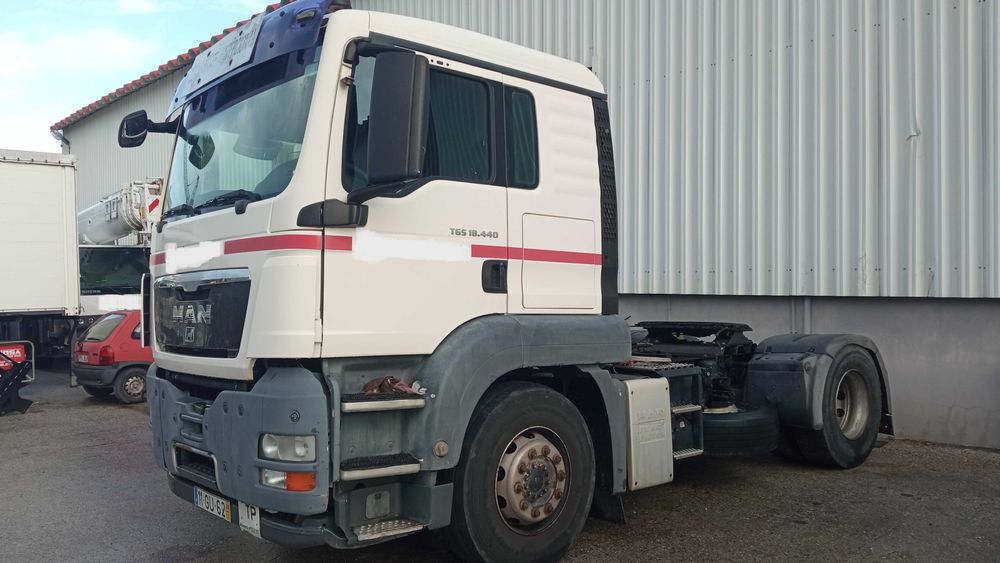 Trator Man TGS 18.440