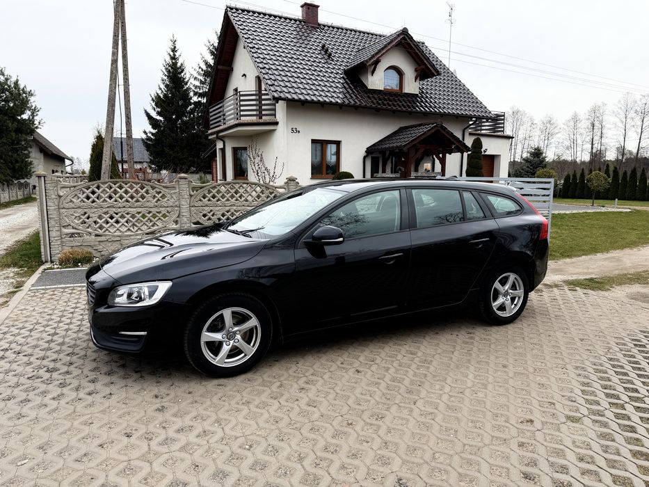 Volvo V60 Navigacja   2.0D