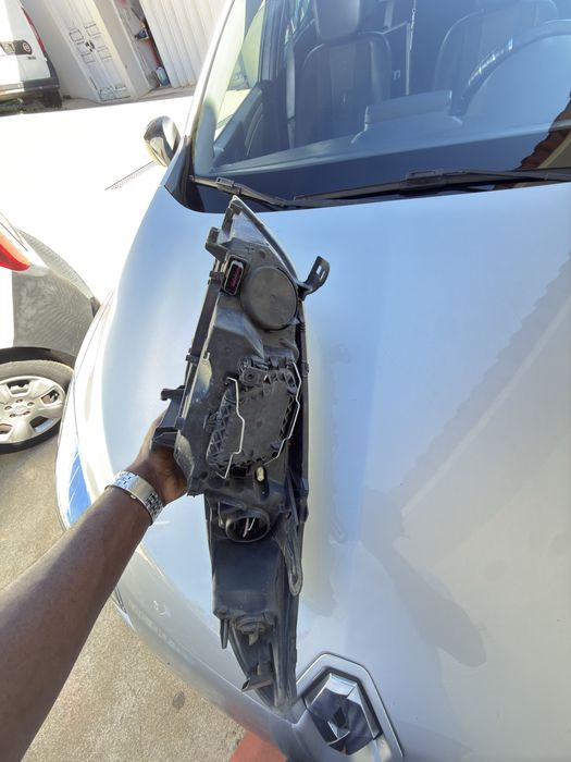 Ótica  Renault Megane 3, lado Direito