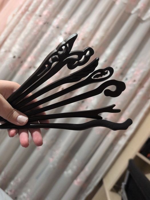 Шпильки для волосся