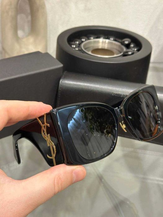 Сонцезахисні окуляри модель YSL SL M119 жіночі чорні оверсайз