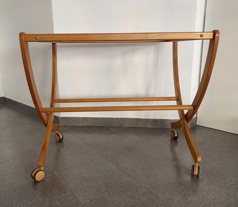Berço para bebé em madeira