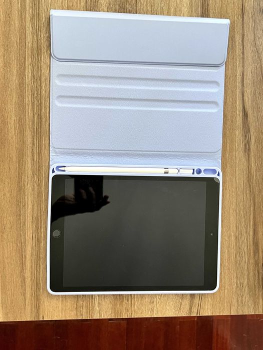 iPad 7ª Geração 128GB Cinzento