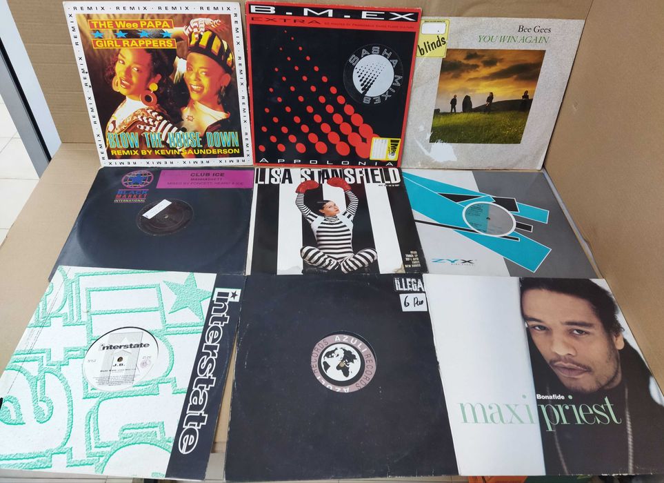 Vinil. Lote 48 Maxis Eletrônica, Techno, House, Italo disco.