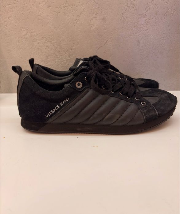 Buty Versace Jeans Couture czarne sneakersy r.44