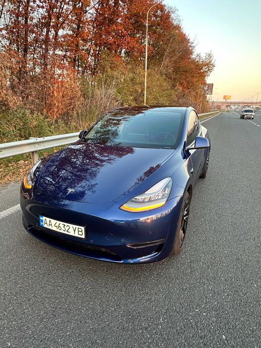 Tesla Y   2020 р    52 тис.км, синя