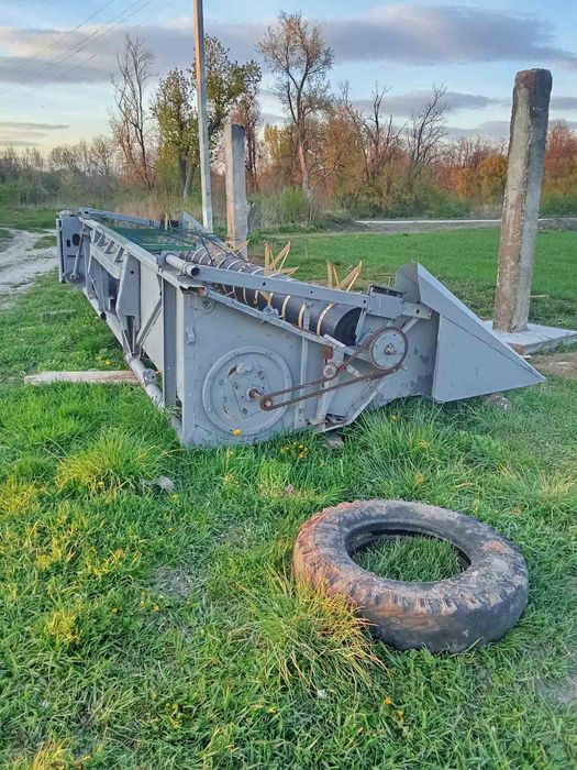 Продам жатку соняшникуву