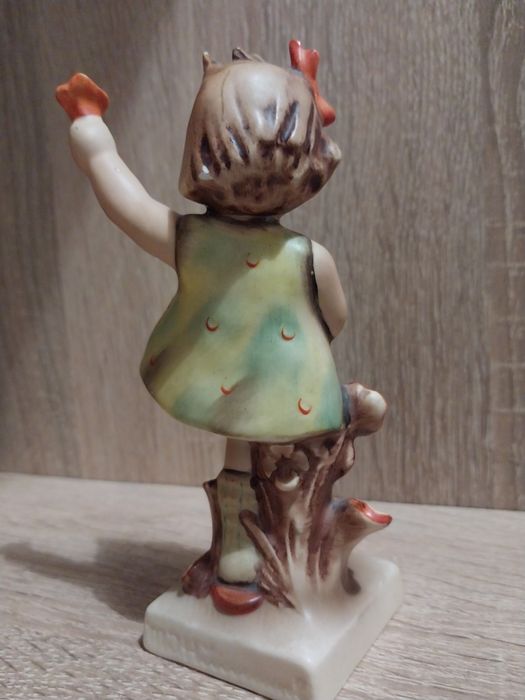 Фарфоровая статуэтка Goebel