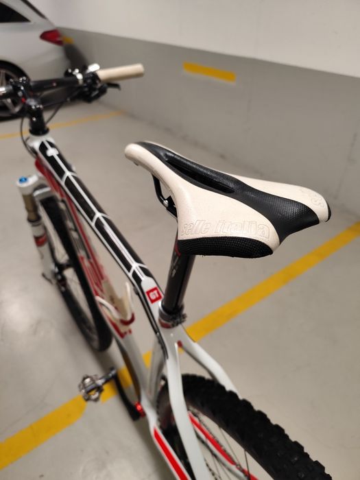 Bicicleta Orbea Alma Carbon 29 [L]